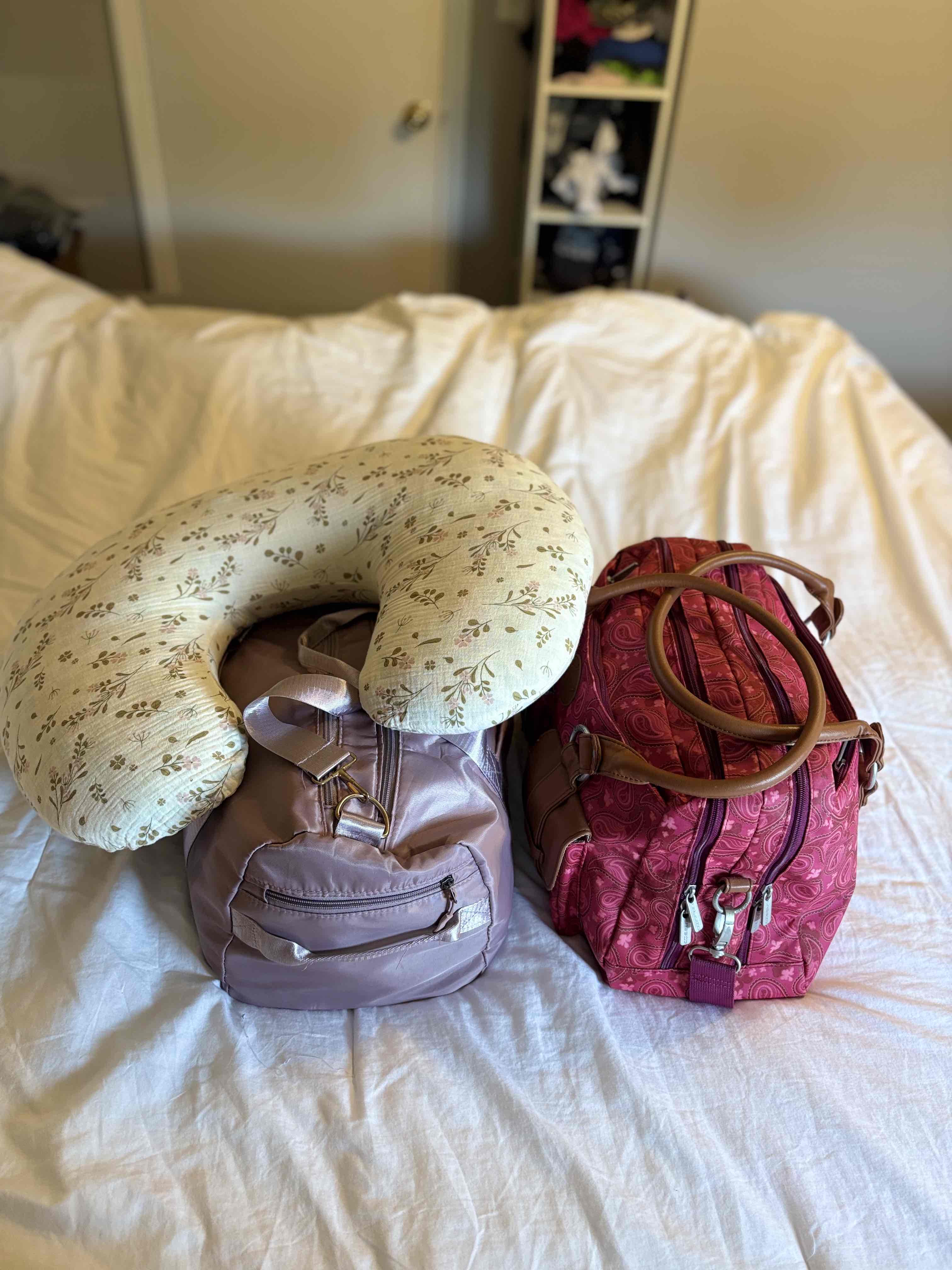 labor & delivery MOM bag must haves cover photo collage