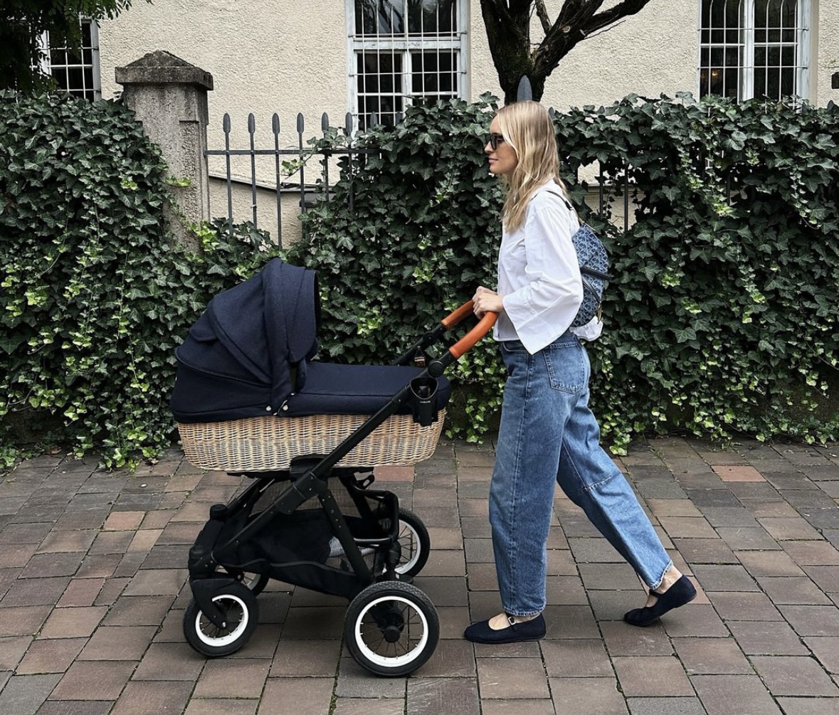 Bougie Baby List (0-6 months) cover photo collage