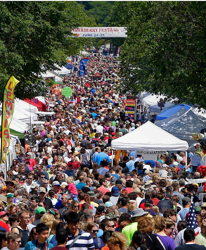 Cedarburg is like a German village in Wisconsin: festivals, food, music, locally owned shops and Christmas cover photo collage