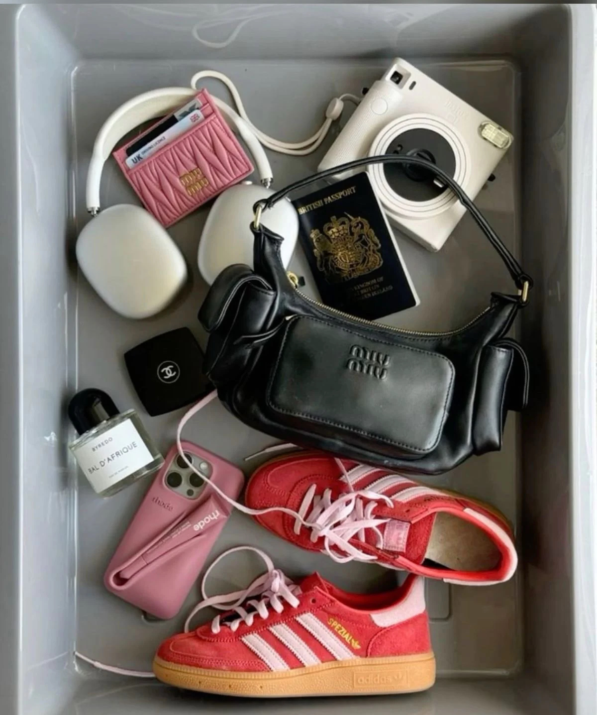 The girls trip travel must haves you’ll actually use (VERY DETAILED) cover photo collage