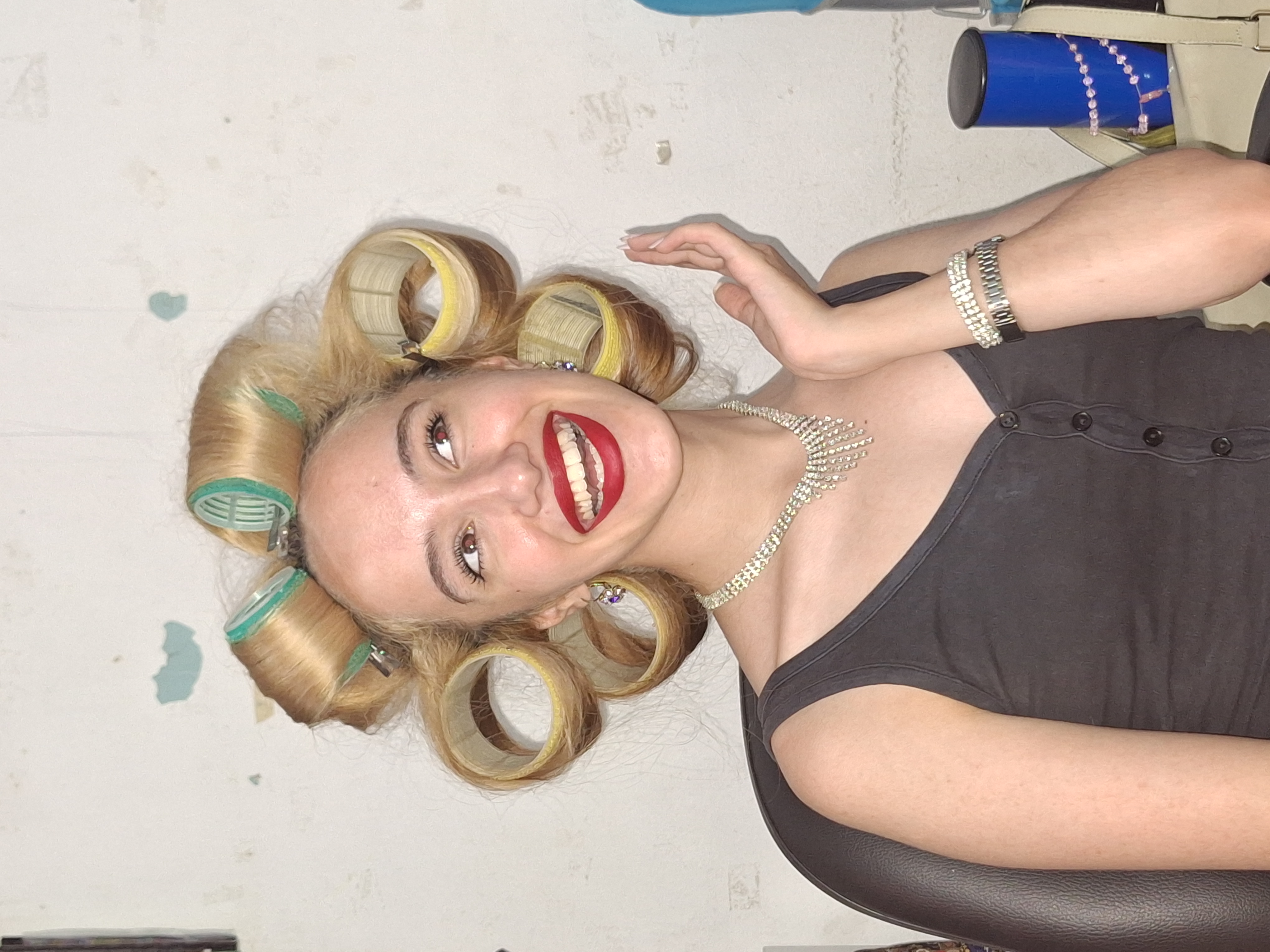 Get my perfect blow out 🐩 cover photo collage