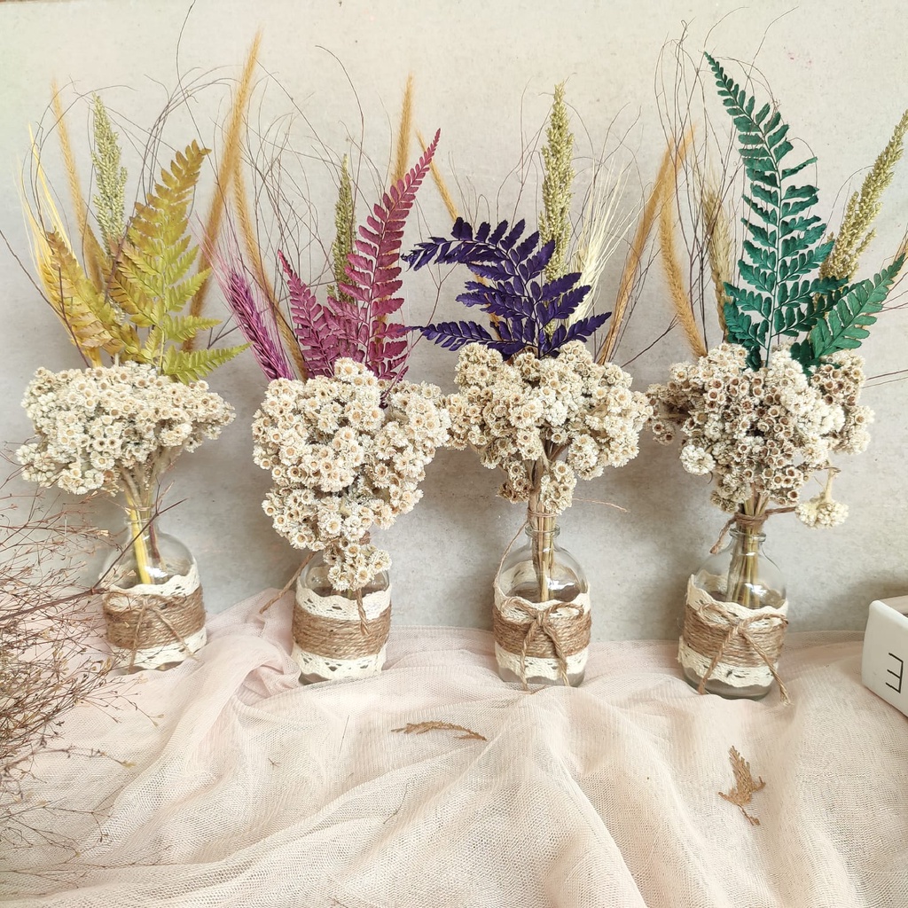 Dried Flowers Souvenirs: Special Gifts for Special Occasions cover photo collage