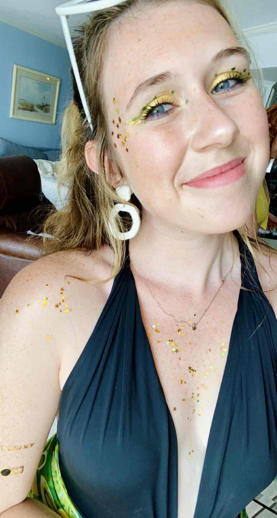The Best Sparkly Shiny Makeup Recs✨ cover photo collage