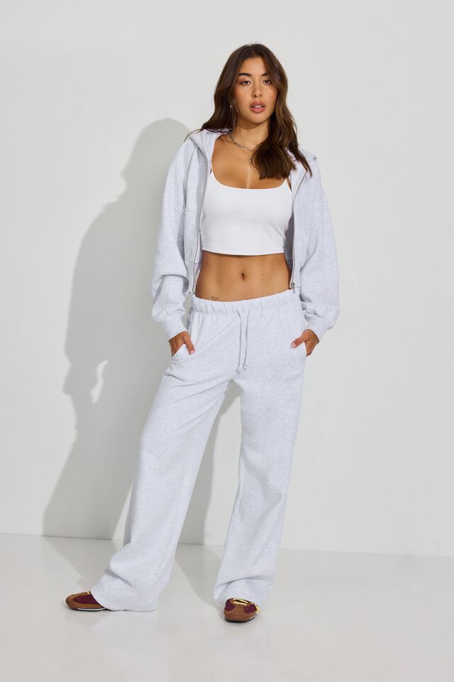 Cozy loungewear you’ll love to relax in ☁️ cover photo collage