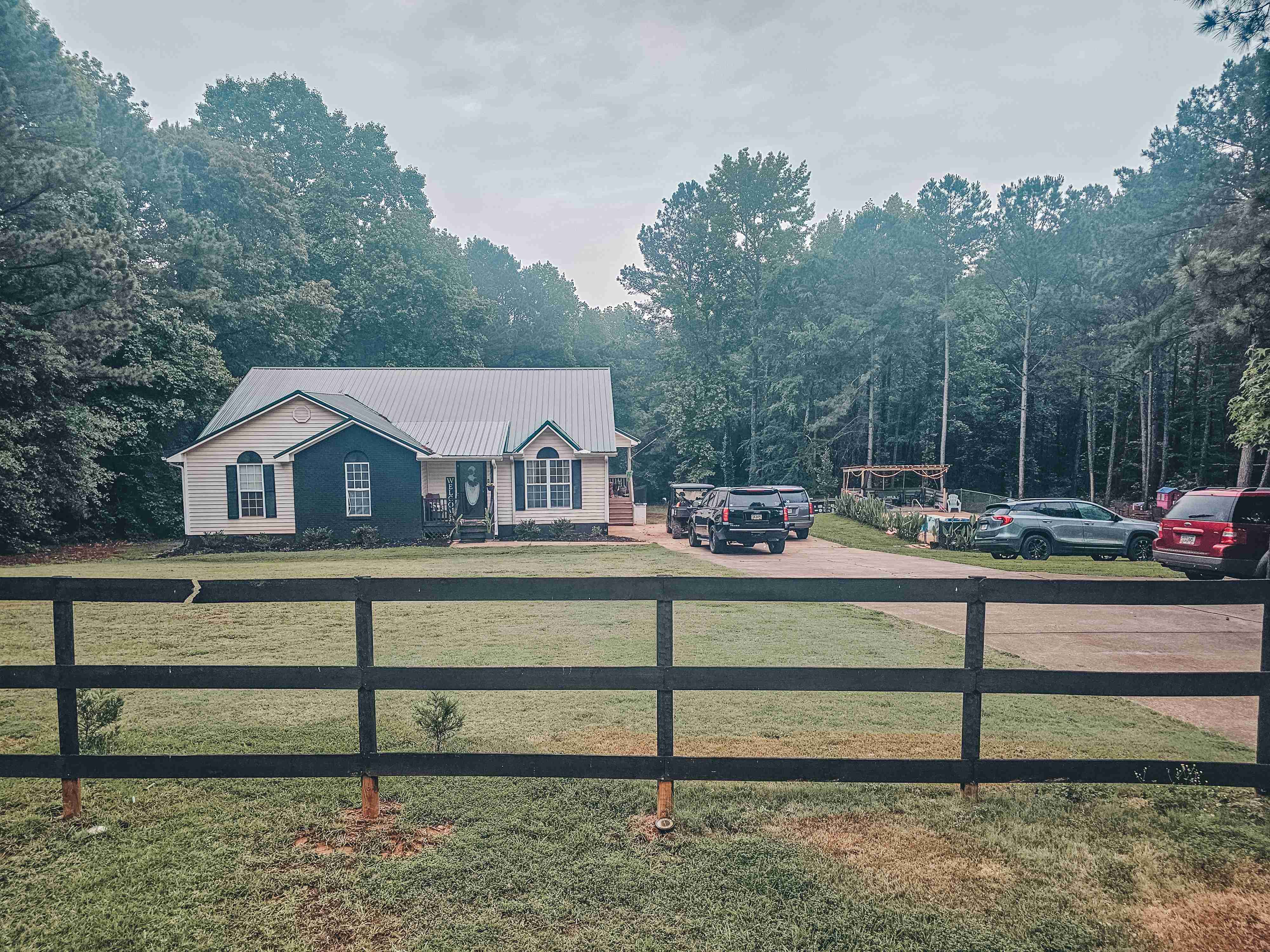 When you're DIY-Rich- Budget friendly home renos cover photo collage