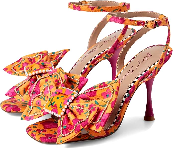 Shoe Lovers cover photo collage