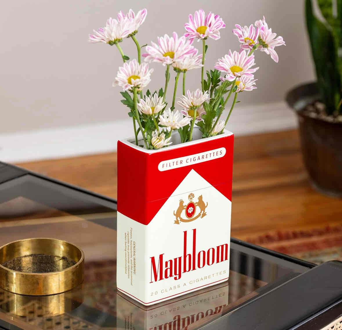 marlboro vs camel cigarettes Marlboro Red: the original vs the take, or how to spot a fake
