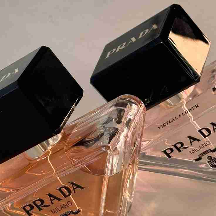 Smell good=Feel good cover photo collage