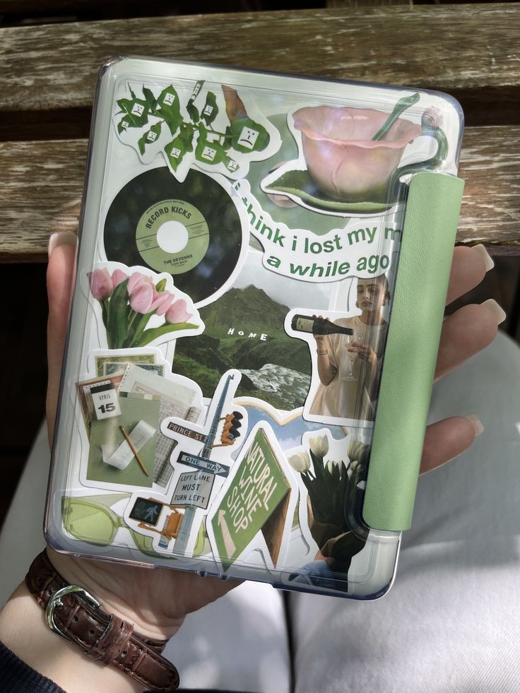 Last Minute Bookish Gift-Guide cover photo collage