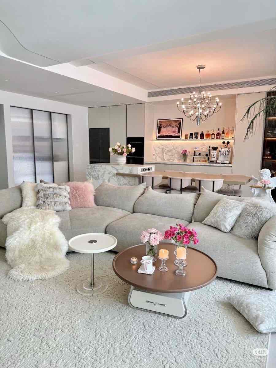 It-Girl Approved 🎀 : Bougie Luxe Home Decor You’ll Actually Want To Buy cover photo collage